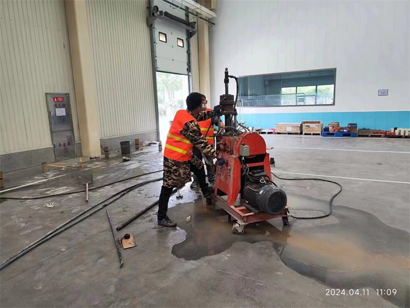 从化厂房地面下沉塌陷注浆加固施工